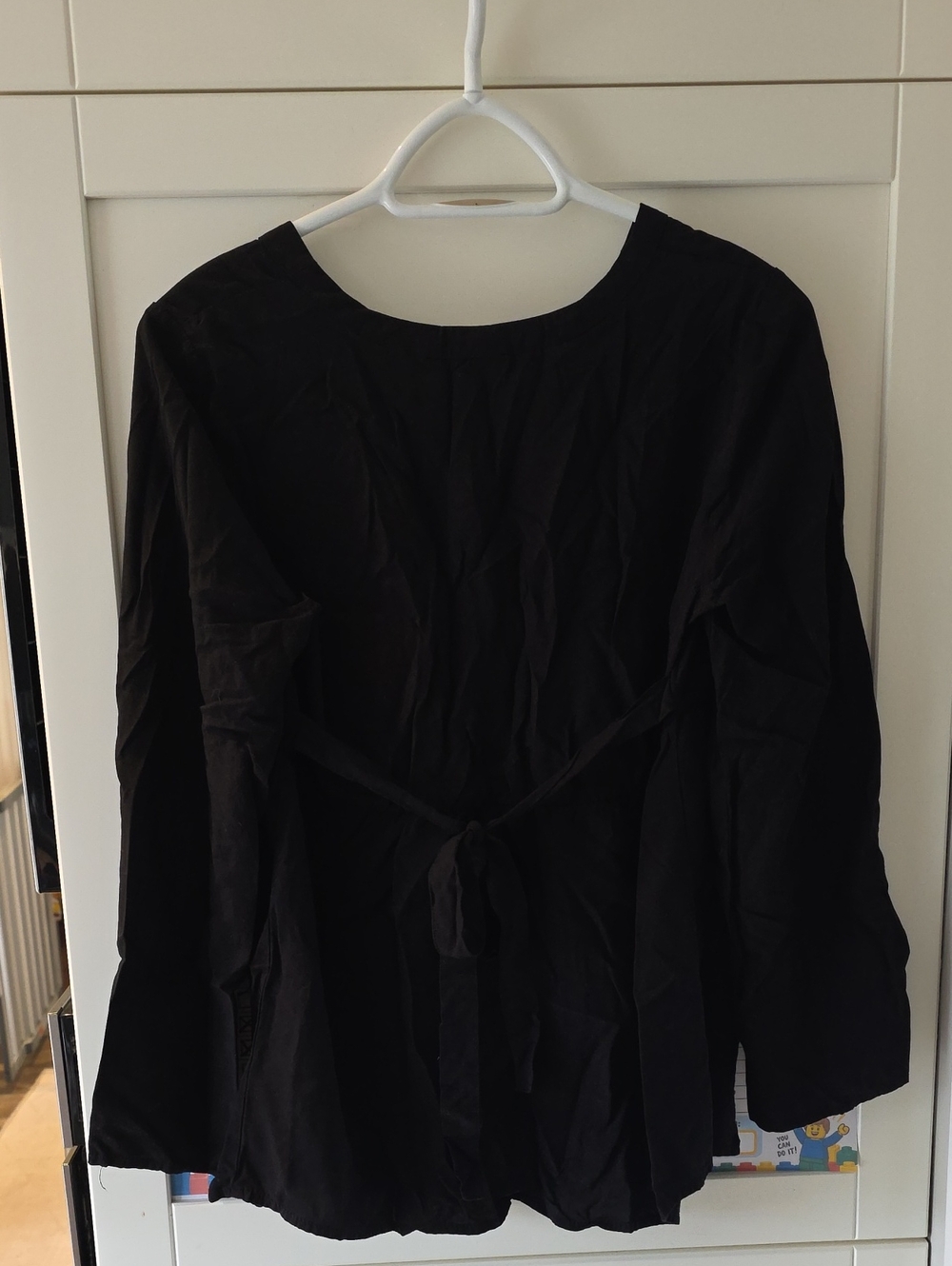 Old Navy Maternity Black Long Sleeve Tie-Back Top